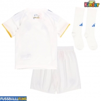 Leeds United Heimtrikotsatz Kinder 2025-26 Kurzarm (+ Kurze Hosen)